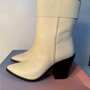 Chic Cream Heeled Boots